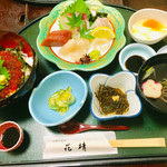 四季の味処 花靖  - イクラ丼膳