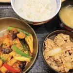 Yoshinoya - ベジ牛定食