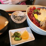 日本料理ありはら - まぐろ＆いか丼