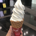 Okashi Pawa- Bai Paundo Hausu - 北海道産濃厚ソフトクリーム