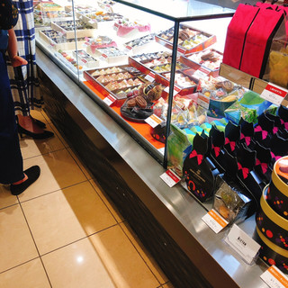 アンリ・シャルパンティエ_2