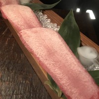 牛牛 西麻布 総本店 - 世界一長い特上タン