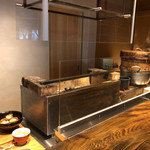 温石 - この炭火焼場から素晴らしいものが届けられます！