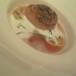 レ セゾン - 12.2.11天然帆立貝のドレ 生姜風味のクルート大葉 コンソメコンディマンテとともに