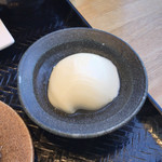 Sanchoku Sengyo To Takitate Donabe Gohan No Izakaya Ichibakouji - ●つぼ鯛のおばんざいプレート¥1166税込
                        ・季節のおばんざい八寸
                        ・ご飯
                        ・お豆冨
                        ・味噌汁
                        （ご飯、お豆冨、味噌汁 お代わり自由）