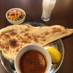 アジアンダイニング&バー M.C.KITCHEN - ワンカレーセット。カレーはマトンカレー→880円