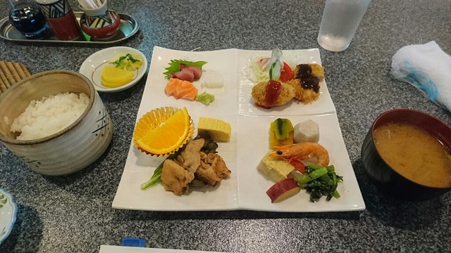 いろいろ楽しめるワンプレートランチ By ぷたむし すみれ坂 宝塚 コロッケ フライ 食べログ