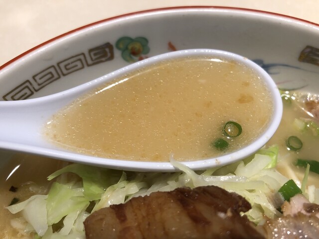 こむらさきラーメン>