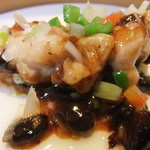 黄鶴 - 中札内産鶏もも肉の豆鼓醤セイロ蒸しのアップ　【　２０１２年１月　】