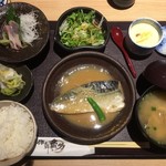 Kaisen Uoriki - 本日の定食1000  メインは鯖の味噌煮にした。