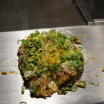 くずし鉄板 あばぐら - 茨城県産ブランド豚 美明豚の豚玉焼き