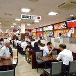 養老サービスエリア（上り線）スナックコーナー - テーブル席