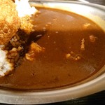 青山ふーちん - スライスポークがしっかりと具として入っているカレー。