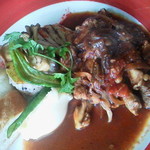 ビストロ セレニテ - ブロックお肉ちゃん食べ応え充分に満足