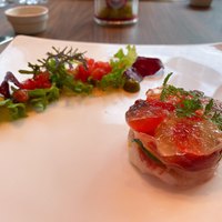 ポム・ダダン - ハマチのミルフィーユ仕立て