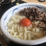 手造りうどん 楽々 - 黒毛和牛肉釜玉