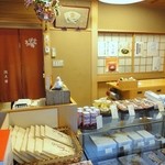 徳太樓 - 可愛らしく品緒ある店内