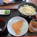 Shougen Sanuki Udon - トッピング等はセルフ方式で選べるので私はあげを選んでみました。