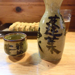 Izakaya Takabee - 日本酒２合（蓬莱泉）