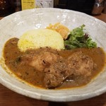 SPICY CURRY 魯珈 - カルパシ薫る。シャヒジーラ手羽元カレー