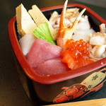菊寿司 - ちらし1500円