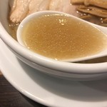 ラーメン専門店 徳川町 如水 - スープ