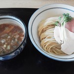 つけ麺 いな月 - 鶏魚介のつけ麺（800円）大盛無料