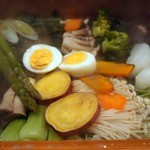 ステーキハウス 村岡 - 上段の肉を取った瞬間に撮ったんですよ。匂いが伝われば良いんですけどね。