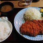 とんかつ 鉄 - 特上ロースかつ定食  2,000円