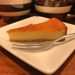 RAMEN GOTTSU - 自家製チーズケーキ