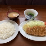 Tonkatsu Iso - ロース定食
