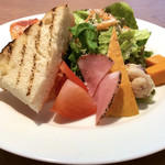 オステリア ファーヴェ - 