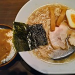 Gamushara - あっさり！地鶏中華（煮干し）６００円