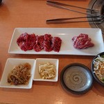 肉屋直営 焼肉 但馬屋 - 