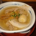 尾道らーめん 七鐘屋 - 玉子はラーパスのサービスです。