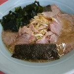 Ramenshoppu Ichinoseki Kawasakiten - ワカメ入れ放題です。