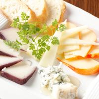 チーズの4種盛り合わせ