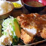Chikin Hausu - ちきんかつ定食