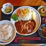 食事珈房 はしら - ハンバーグ定食