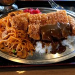 Oshokujidokoro Hizen - 揚げたてのとんかつにマッチするカレーソース