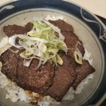 湯の沢温泉 森の四季 - エゾ鹿丼アップ。