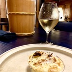 KUFUKU± - ハマグリのグラチネ 発酵たまごのモルネーソースとかんずり葱