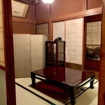 KUFUKU± - 二階の座敷は使っていない様子。