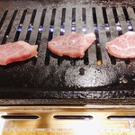 縁 - とろけるうまさのカルビ