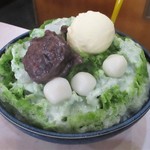 Wakafurouen - 大きな器でジャンボ氷 抹茶氷：あずき・しら玉・くずもち・アイスクリーム・れん乳 トッピング 1,000円（税込）。　　　　　　2019.09.23（今年の最終日）