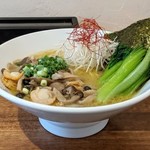 らぁ麺 十六 - ホタテとキノコのらぁ麺