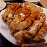 横浜大唐 - 鶏のサクサク揚げ定食(734円)　アップ