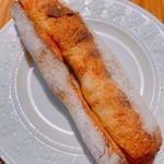 ル・プチメック 日比谷店 - 山椒のバゲット  400円