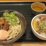 Hanamaru Udon - 饂飩と豚丼