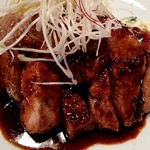 大阪トンテキ - トンテキのアップ